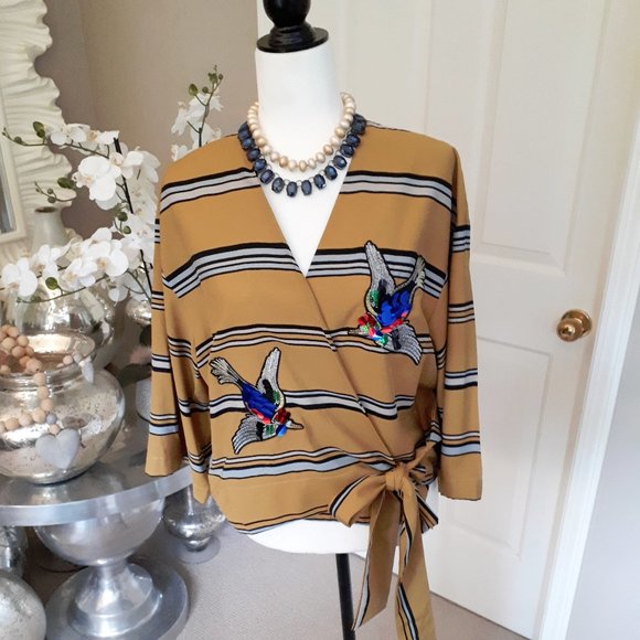 Zara Woman stripe & sequin wrap blouse 😍